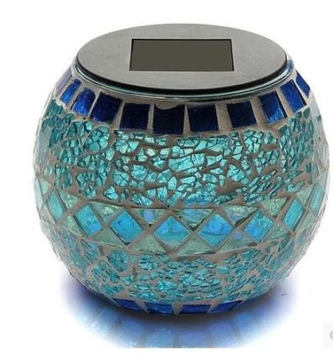 Angetriebener Solargarten des dekorativen Solarmosaik-Lichtes beleuchtet